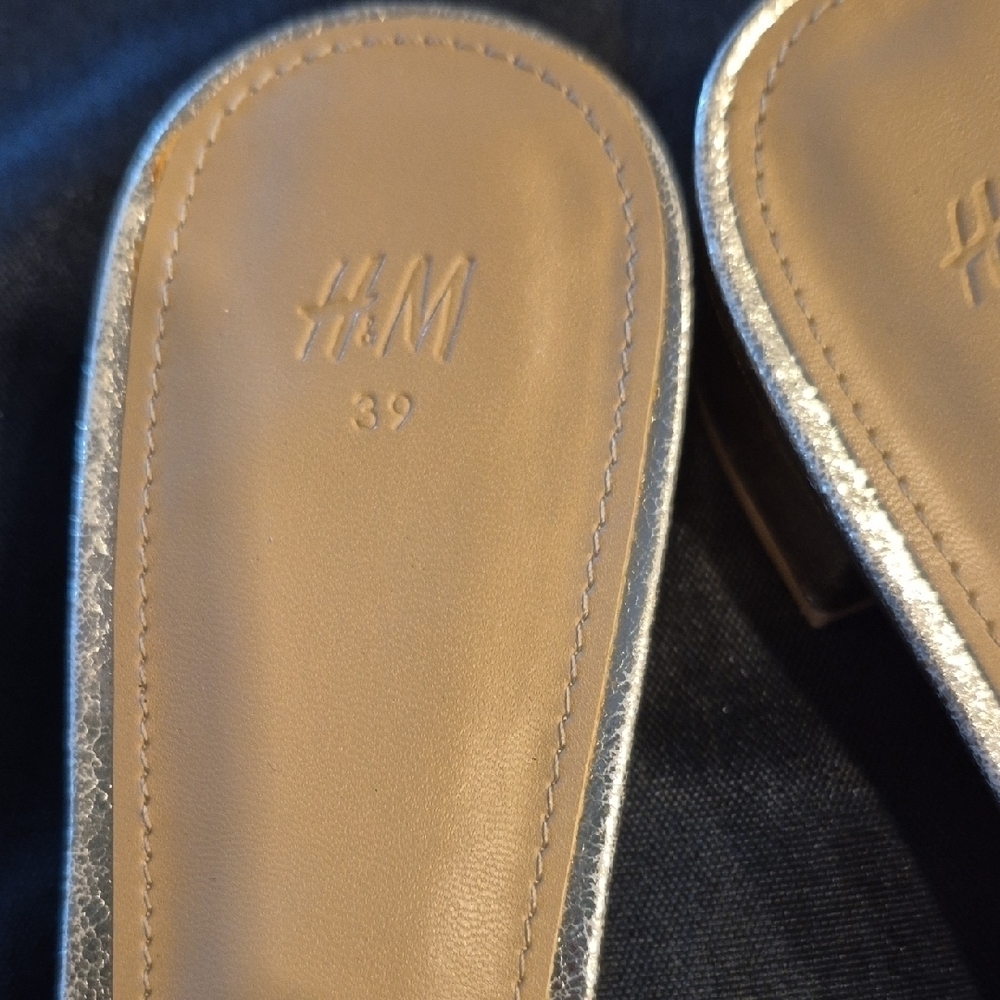H&M Gold Mules with Glamorous Metallic Finish In Eu Size 39 - Picture 2 of 8